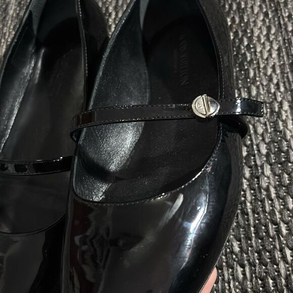 LOUIS VUITTON Patent Uniformes Ballet Flats Black - Picture 11 of 11